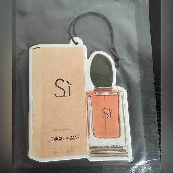 New 5 pack Luxury car air fresheners. - Picture 5 of 6